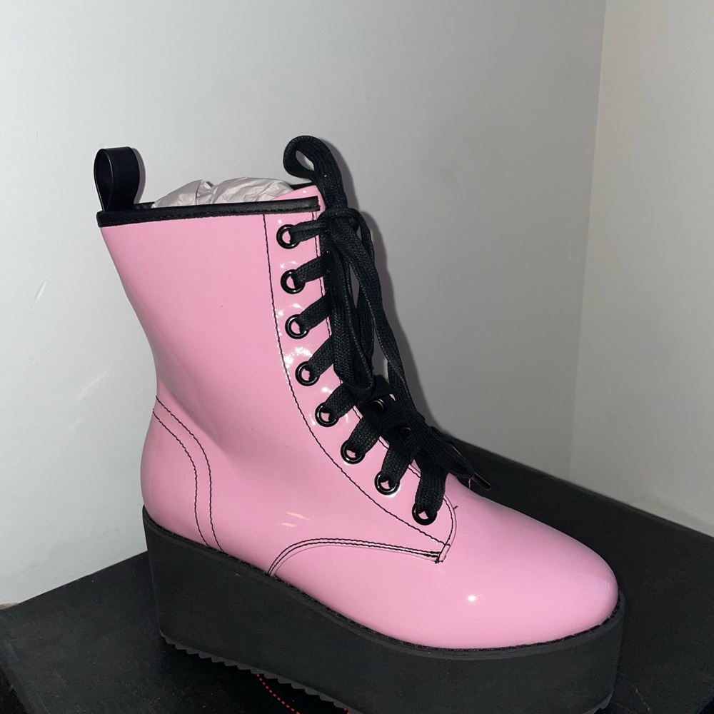 YRU Pink Platform Lace-Up Boots